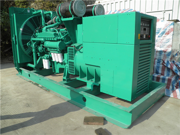 通州出租发电机 发电机组厂家：柴油发电机组的控制屏的作用是什么？